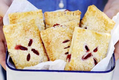 Strawberry Hand Pies 