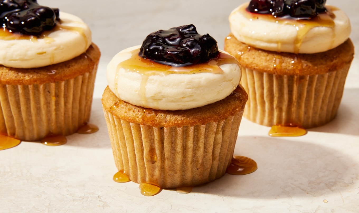 Blueberry Pancake Cupcakes