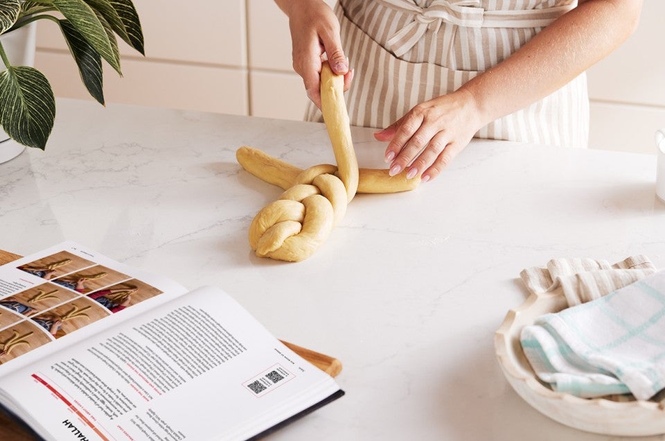 Braided Challah - select to zoom