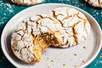 Gingerbread Crinkle Cookies 