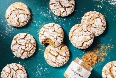 Gingerbread Crinkle Cookies 