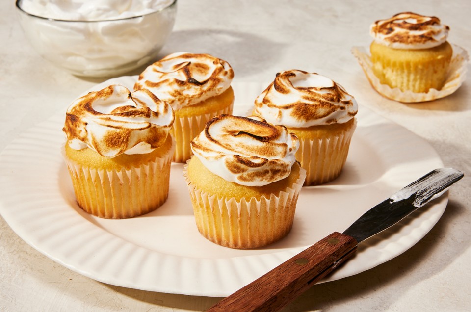 Lemon Meringue Cupcakes - select to zoom