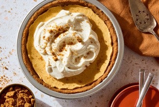 No-Bake Pumpkin Mousse Pie