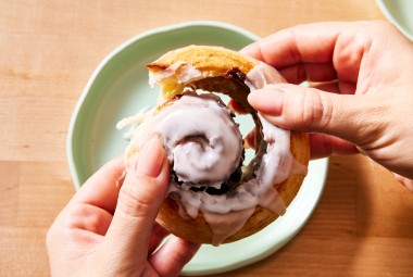 Small Batch Cinnamon Rolls 