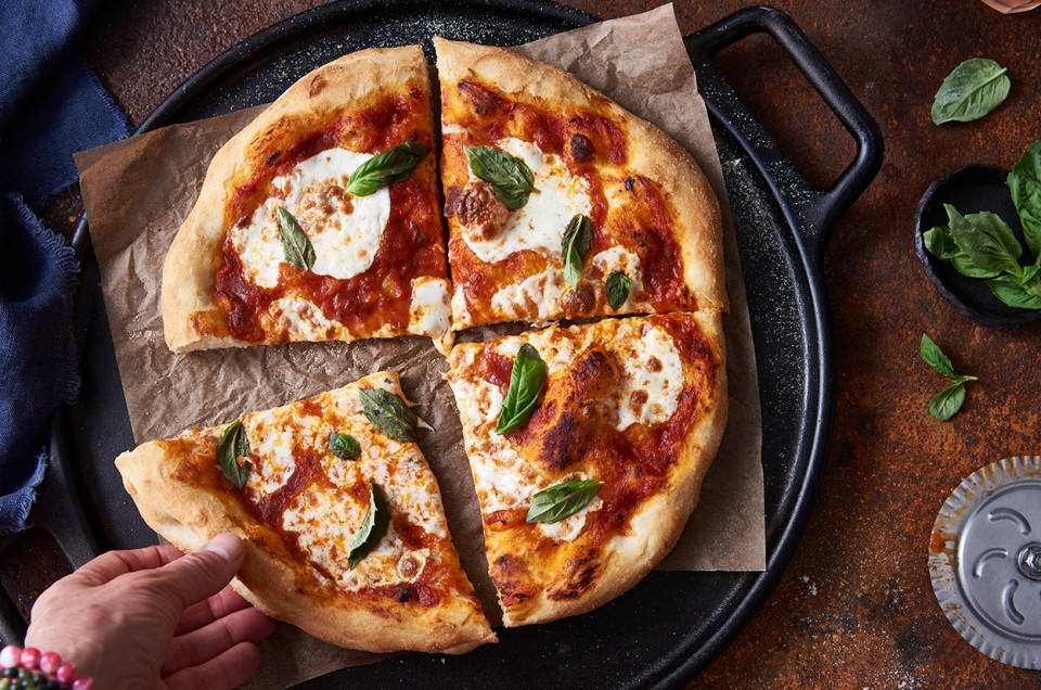 Weeknight Neapolitan-Style Pizza