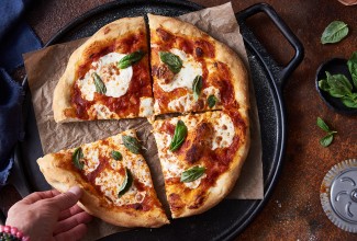 Weeknight Neapolitan-Style Pizza